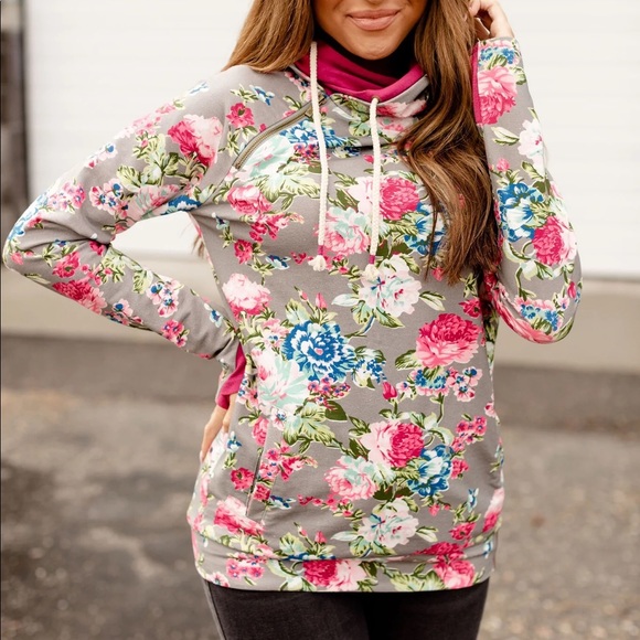 Ampersand Ave Doublehood in Floral Frenzy Size Small NWOT - Picture 1 of 9